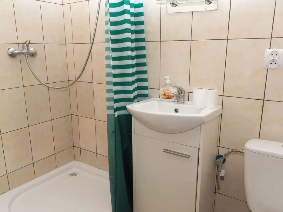 Noclegi, kwatery dla firm, tanie pokoje z łazienkami - S7 pod Grójcem – zdjęcie 4