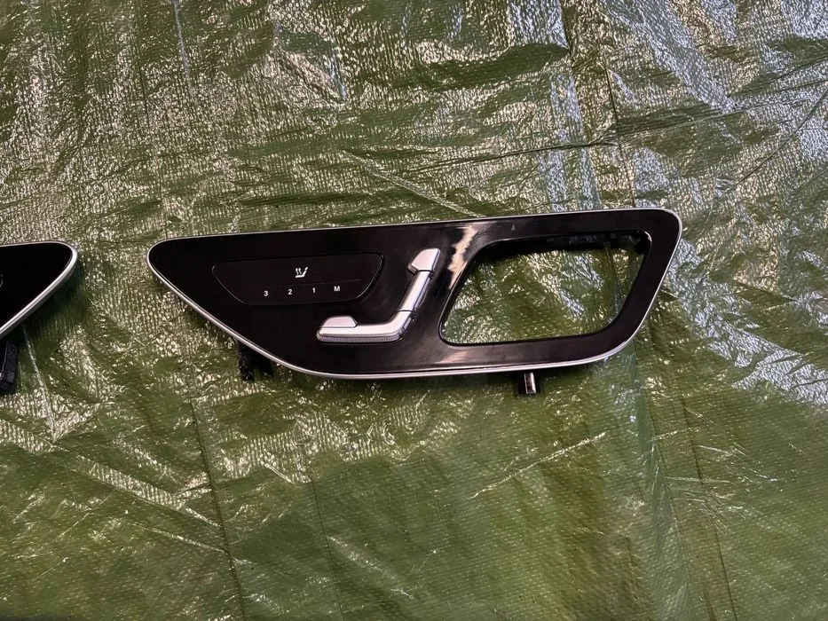 Mercedes C Klasa W206 panel regulacji fotela prawy lewy przód A2069004908 A2069006808