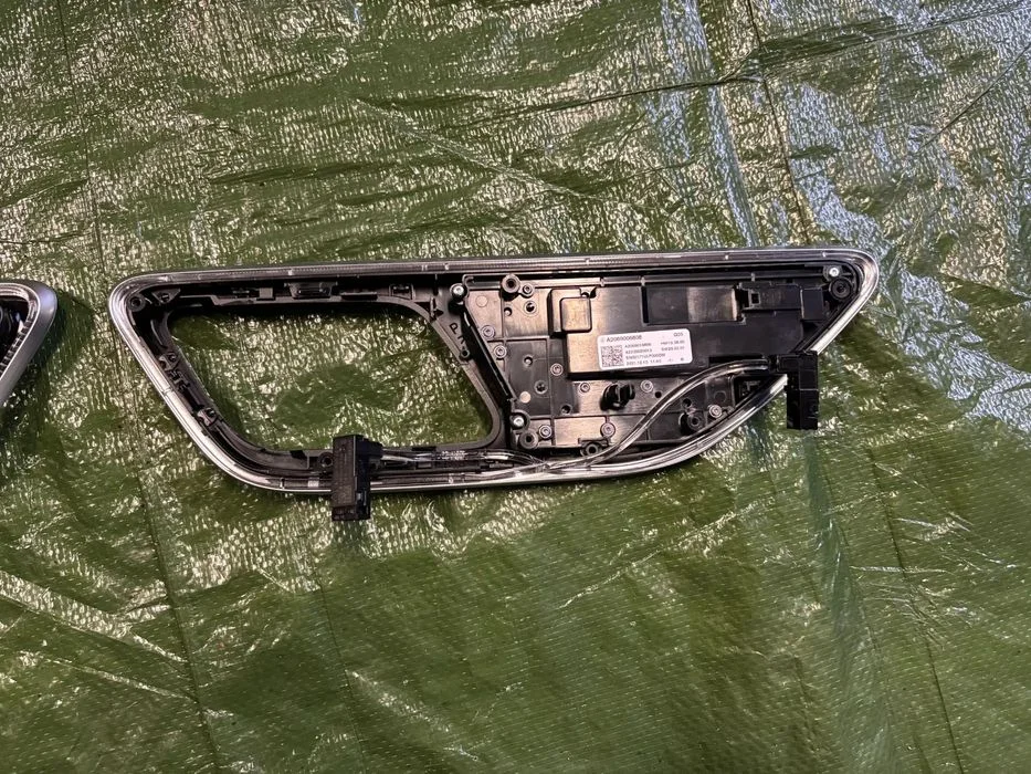 Mercedes C Klasa W206 panel regulacji fotela prawy lewy przód A2069004908 A2069006808 – zdjęcie 4