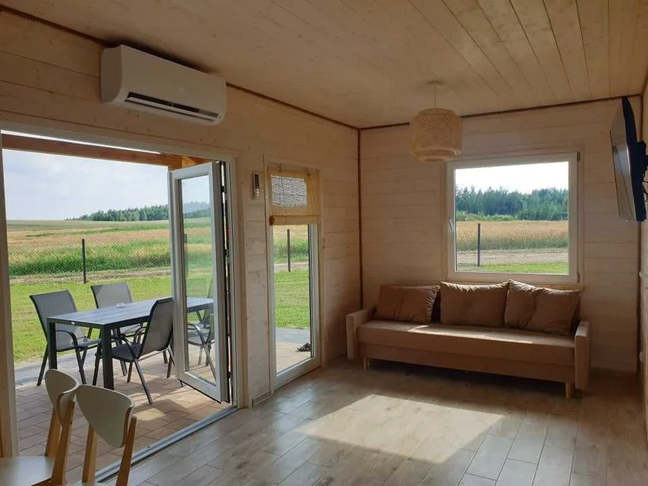 Wolny domek , balia, jacuzzi , jeziora , dla rodzin – zdjęcie 5
