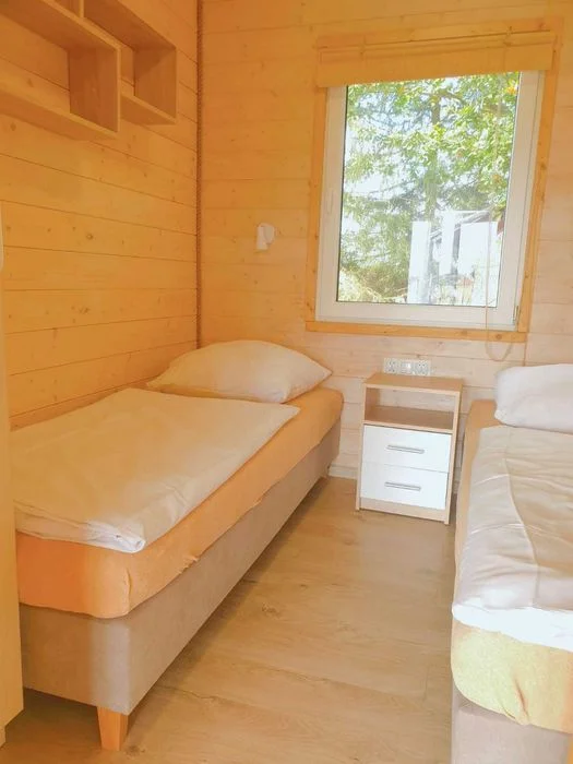 Wolny domek , balia, jacuzzi , jeziora , dla rodzin – zdjęcie 10