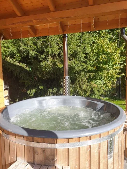 Wolny domek , balia, jacuzzi , jeziora , dla rodzin – zdjęcie 11
