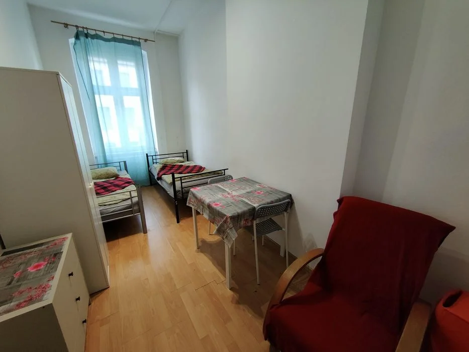 We speak english. Noclegi dla pracowników, Katowice centrum – zdjęcie 4