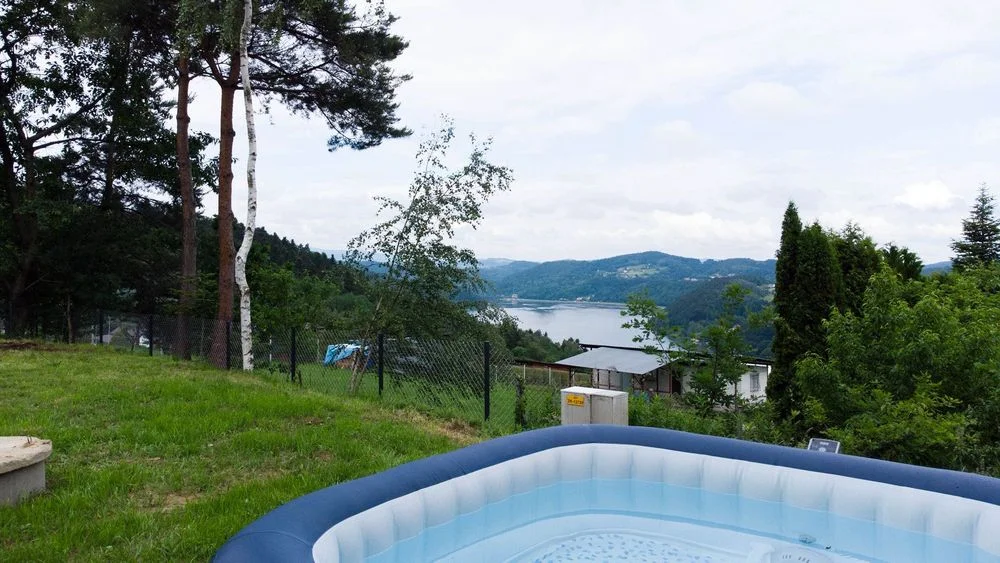 Domek na wynajem całoroczny jakuzzi jezioro las – zdjęcie 4