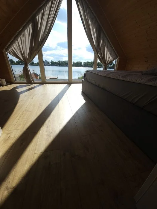 Domek nad jeziorem,własna linia brzegowa – zdjęcie 11