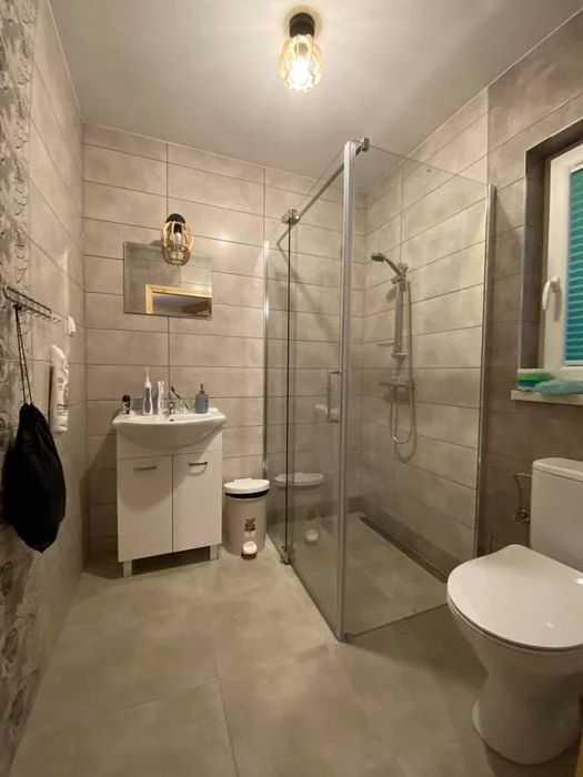 Domek Dom w Górach do Wynajęcia Jacuzzi Basen Sauna na wyłączność Sylwester Święta Bożego Narodzenia Weekendy – zdjęcie 5