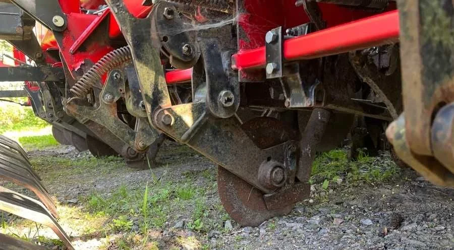 siewnik talerzowy Junkkari Simulta 4000ST bezorkowy – zdjęcie 3