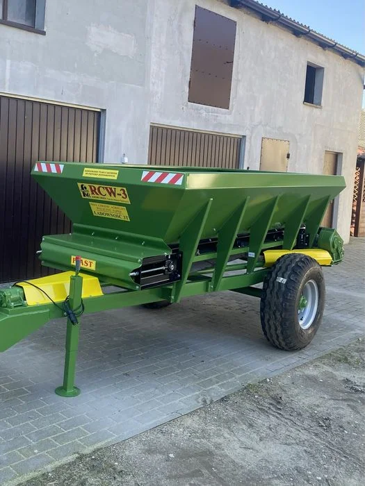 Rozsiewacz wapna RCW-3 piast – zdjęcie 4