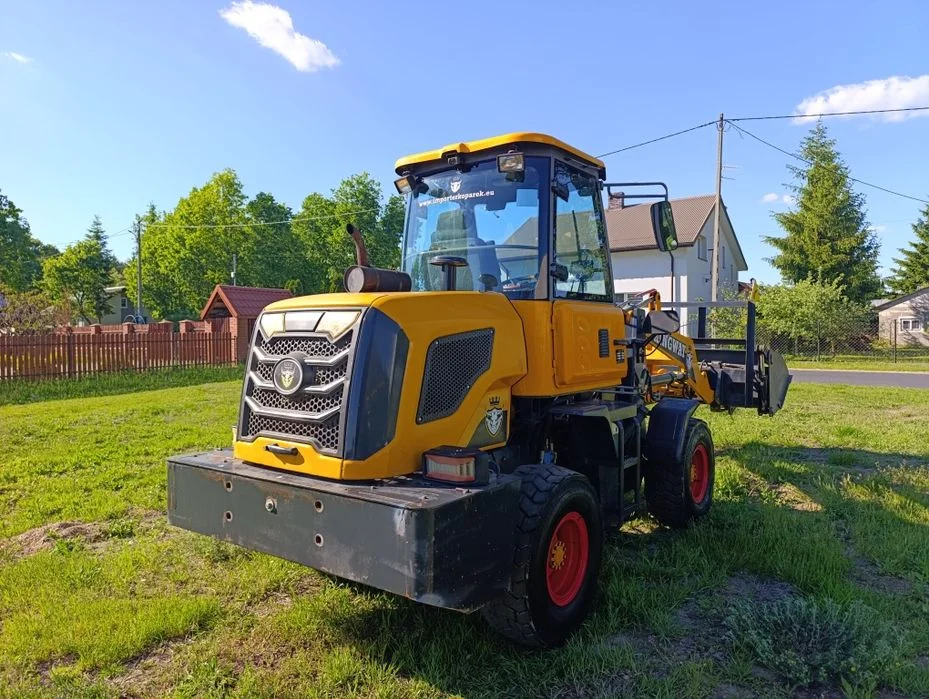 Ładowarka przegubowa Kingway Farmer 912 4x4 2021r krokodyl łyżka widły, 300 mH
912 FARMER 4×4
912 FARMER 4×4
912 FARMER 4×4 – zdjęcie 4