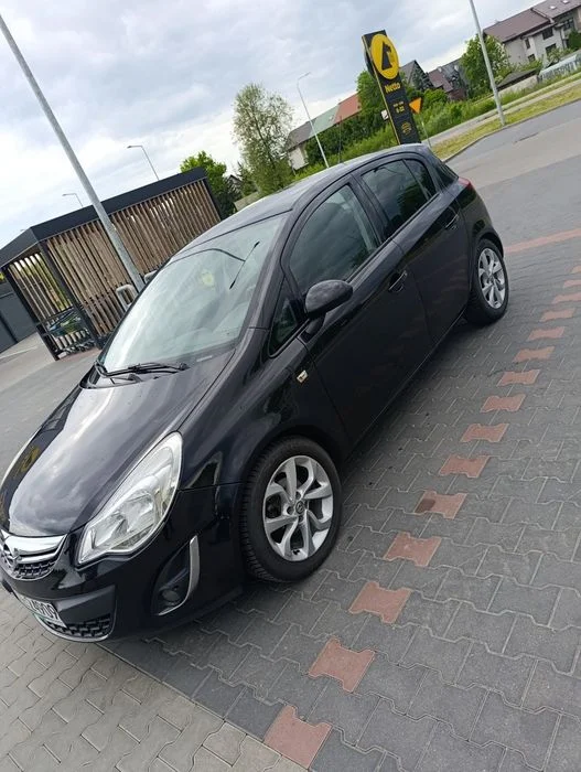 Opel Corsa D 2012 r Benzyna 1.4 – zdjęcie 2