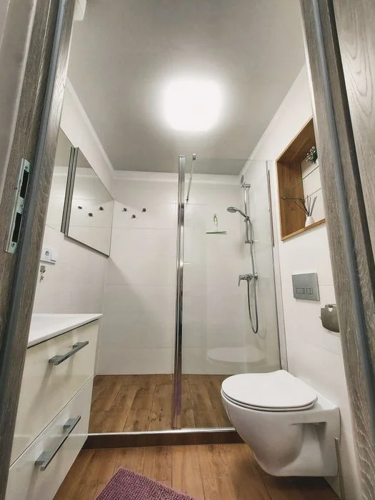 CZEK TURYSTYCZNY, Apartamenty z balkonem, pokoje, Okuninka – zdjęcie 4
