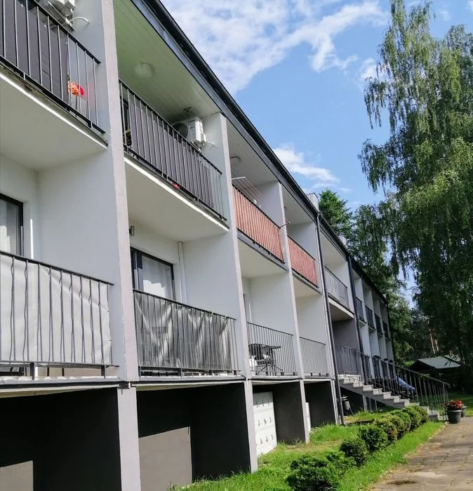 CZEK TURYSTYCZNY, Apartamenty z balkonem, pokoje, Okuninka – zdjęcie 10