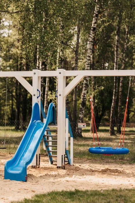 CZEK TURYSTYCZNY, Apartamenty z balkonem, pokoje, Okuninka – zdjęcie 5