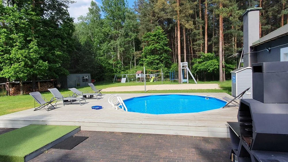 Willa w lesie z sala banietowa na imprezy wesela szkolenia – zdjęcie 9