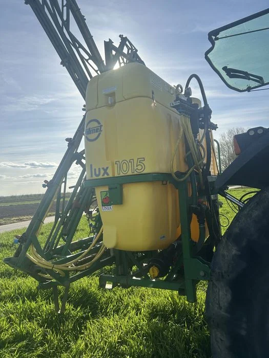 Opryskiwacz Pilmet 1000l hydraulicznie rozkładany