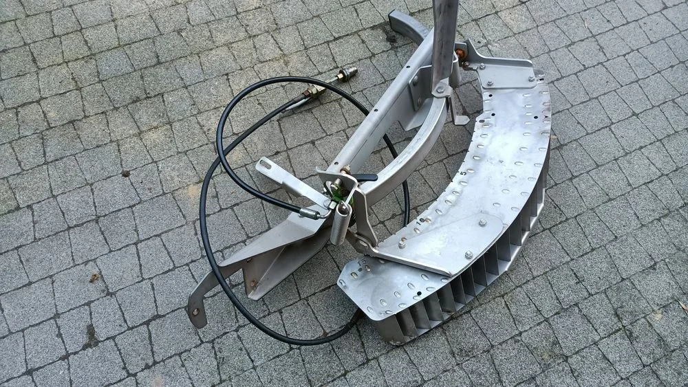 Limiter rozsiewacza amazone prawy lewy – zdjęcie 6