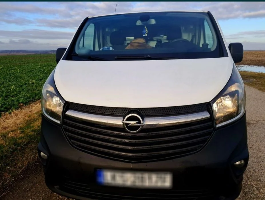 Opel Vivaro b stan bdb Ew.zamiana – zdjęcie 2