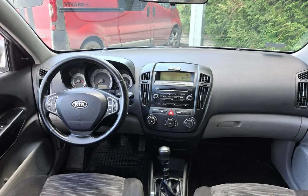 Kia Ceed 1.4 Benzyna 2007 Długie opłaty zadbany Prywatnie – zdjęcie 4
