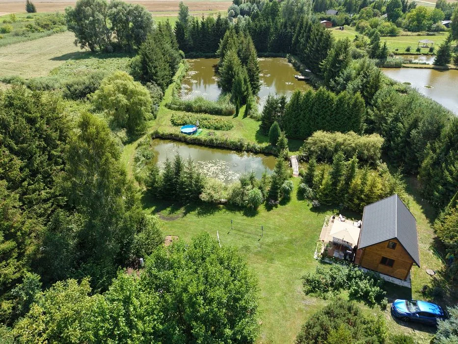 Nadbużański Zakątek Domek drewniany nad Bugiem – 7 osób – 2 stawy – Taras – Basen – JACUZZI Cisza i Natura – Wola Uhruska Nocleg Chełm – Okuninka – zdjęcie 3