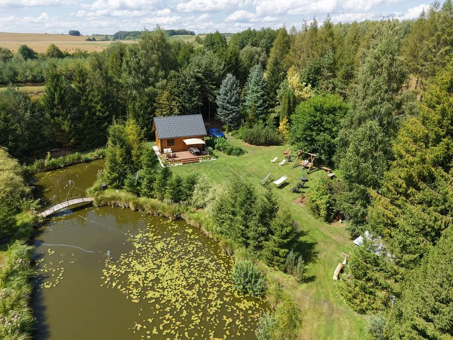 Nadbużański Zakątek Domek drewniany nad Bugiem – 7 osób – 2 stawy – Taras – Basen – JACUZZI Cisza i Natura – Wola Uhruska Nocleg Chełm – Okuninka – zdjęcie 2