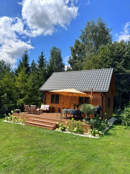 Nadbużański Zakątek Domek drewniany nad Bugiem – 7 osób – 2 stawy – Taras – Basen – JACUZZI Cisza i Natura – Wola Uhruska Nocleg Chełm – Okuninka