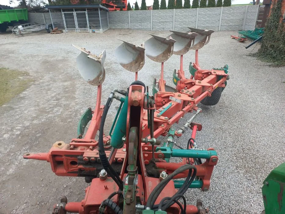 Kuhn Overum Pług Kverneland Ecomat 650 Vario 5x50 liniowanie – zdjęcie 4
