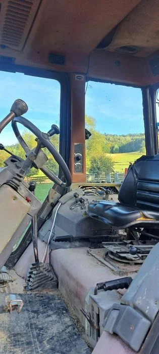 Renault 145.14 Traktor ciągnik RENAULT 145.14, duża moc hydraulika z tyłu i TUZ, 4x4! – zdjęcie 8