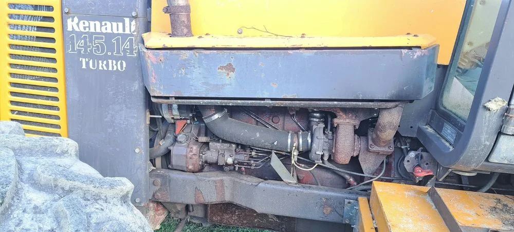Renault 145.14 Traktor ciągnik RENAULT 145.14, duża moc hydraulika z tyłu i TUZ, 4x4! – zdjęcie 6