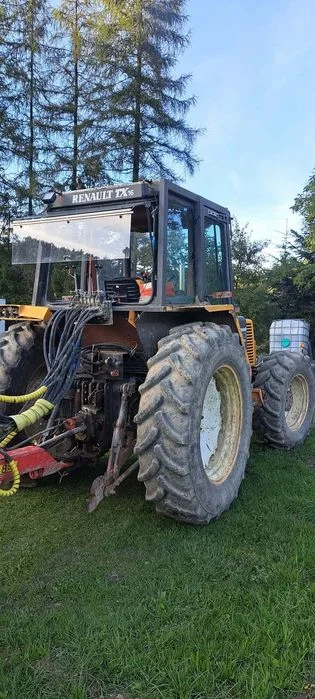 Renault 145.14 Traktor ciągnik RENAULT 145.14, duża moc hydraulika z tyłu i TUZ, 4x4! – zdjęcie 5