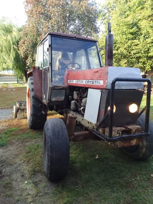 Ciągnik rolniczy Zetor 8011