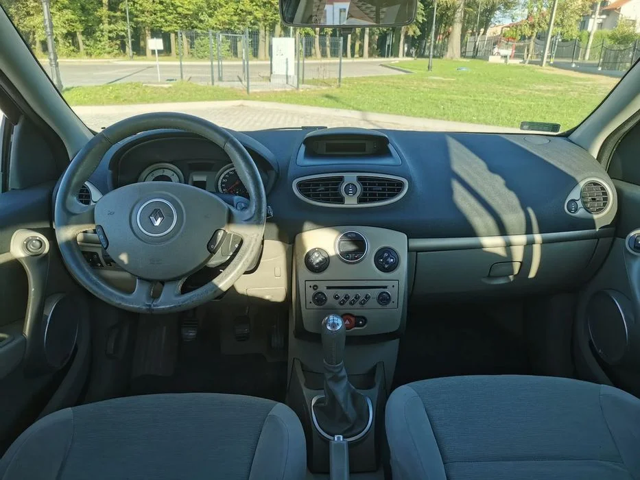 Renault Clio Renault Clio 3 1.5 dCi 2005 – zdjęcie 5