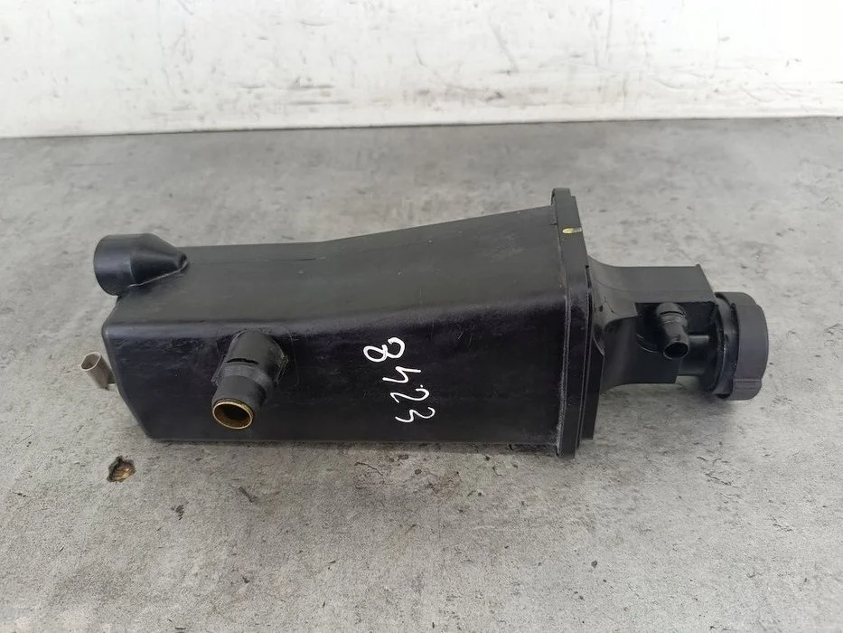 ZBIORNICZEK WYRÓWNAWCZY BMW 3 E46 FL 2002165 NRF 2.0 16V 318i