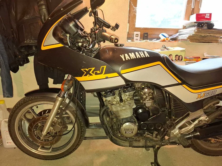 Yamaha XJ 600 (51J) 1987 r. – gotowa do długiej trasy, pełna historia serwisowa, assistance bez limitu km, gratisy – zdjęcie 6