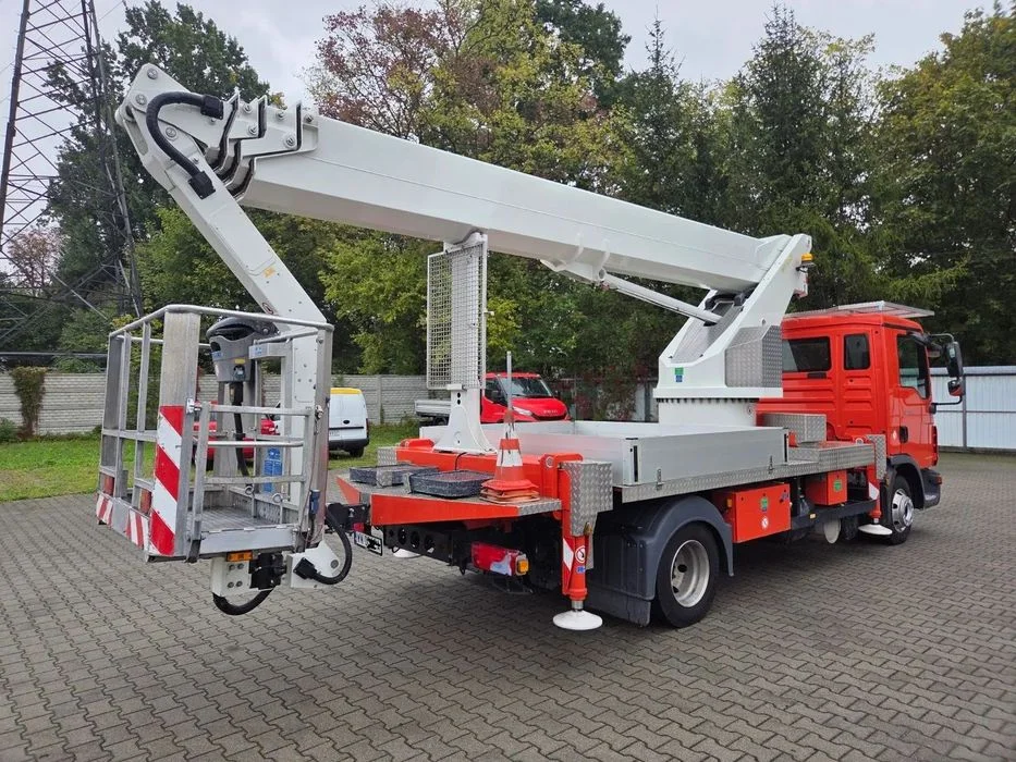 MAN TGL 7.150 Wumag Palfinger WT 300 Podnośnik koszowy ZWYŻKA 30 m Ruthmann 30 m Wumag Palfinger WT 300 Podnośnik koszowy ZWYŻKA Ruthmann Multitel – zdjęcie 4