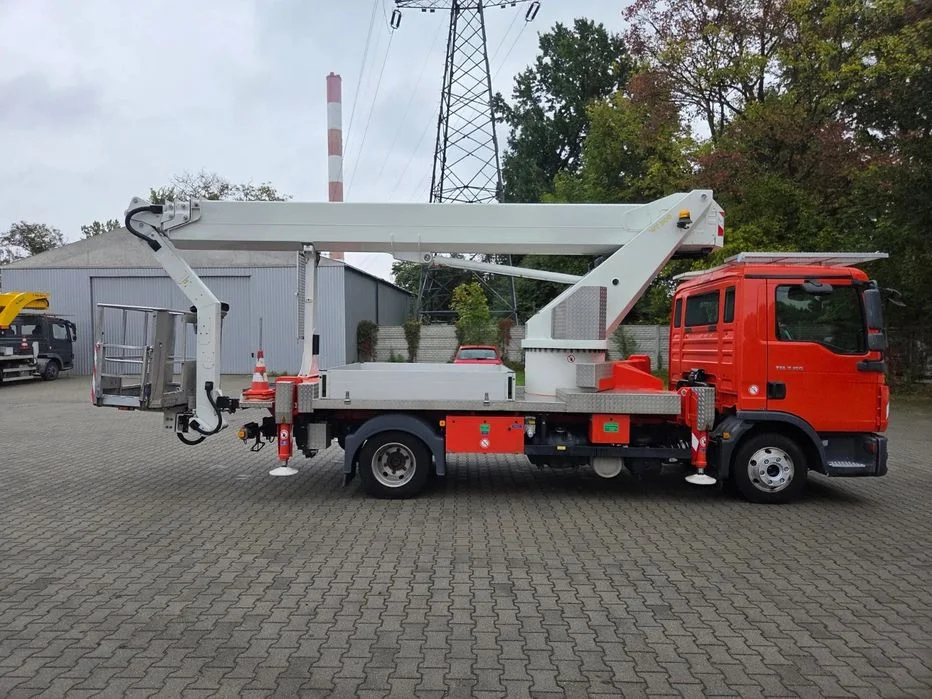 MAN TGL 7.150 Wumag Palfinger WT 300 Podnośnik koszowy ZWYŻKA 30 m Ruthmann 30 m Wumag Palfinger WT 300 Podnośnik koszowy ZWYŻKA Ruthmann Multitel – zdjęcie 5