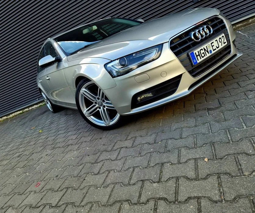 Audi A4 Avant Navi Skóry Pompei 163km – zdjęcie 4