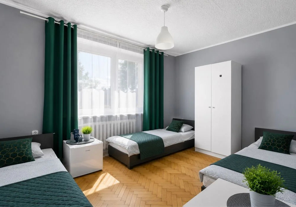 Kwatery Pracownicze Poznań – Pokoje od 25 zł/os. – Parking Gratis – Faktura VAT – zdjęcie 6