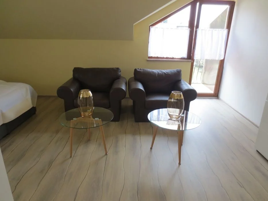 Wynajem apartamenty – zdjęcie 8