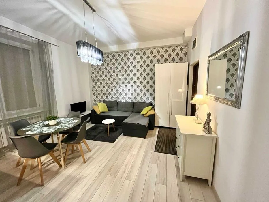 FIRMOM Apartament 3 POKOJE na doby noclegi mieszkanie centrum Białysto