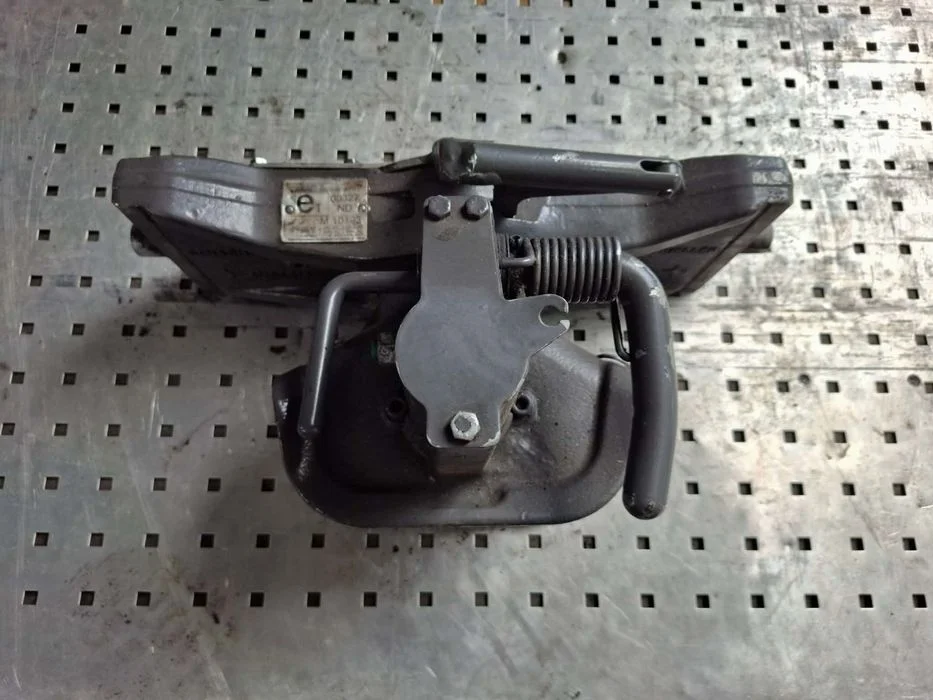 Zaczep Automatyczny 39Cm Schwarzmuller Zetor Valtra Deutz Class Lamborghini Fendt