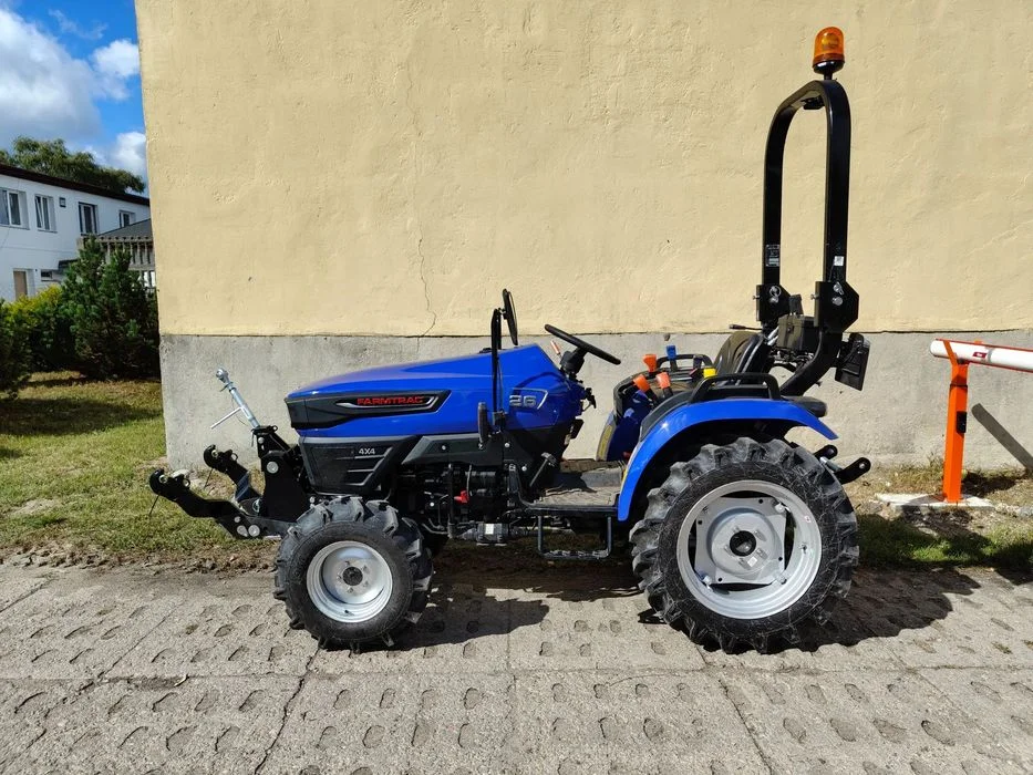 Farmtrac 26 4WD PROMOCJA Farmtrac 26 4WD teraz z TUZ gratis! – zdjęcie 4