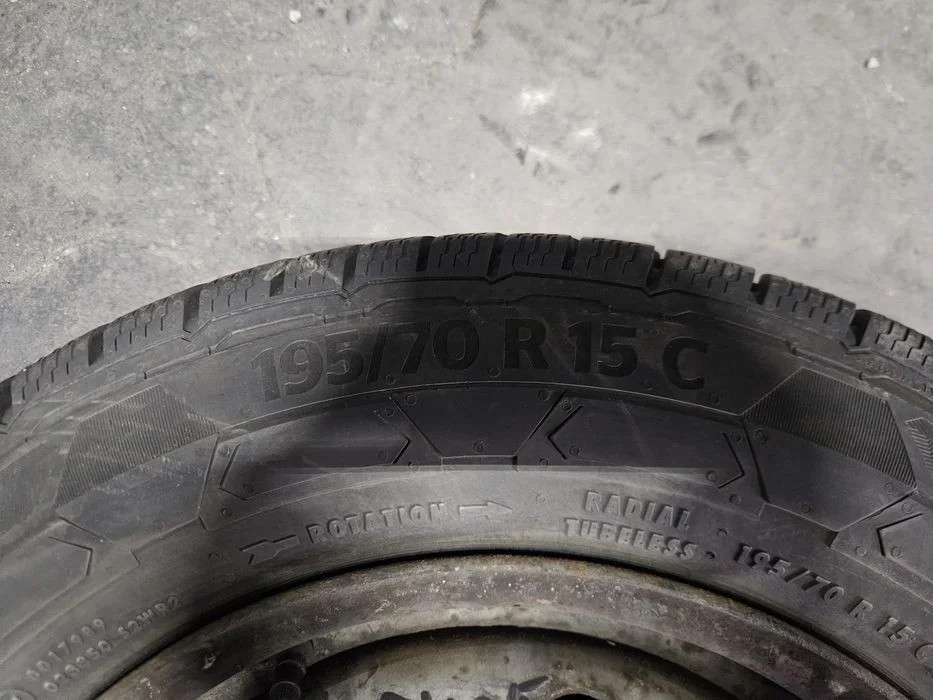 195/70R15C CONTINENTAL 4sztuki – zdjęcie 4