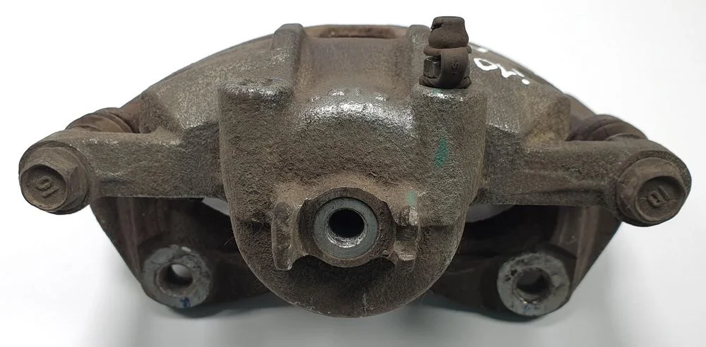ZACISK HAMULCOWY PRAWY PRZÓD HYUNDAI i10 II 1.0 BC140-229 – zdjęcie 3