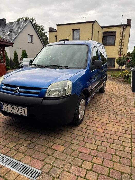 Citroen Berlingo I 1.4 Citroën 75 KM – 2005 – benzyna – wersja Advance – zdjęcie 2
