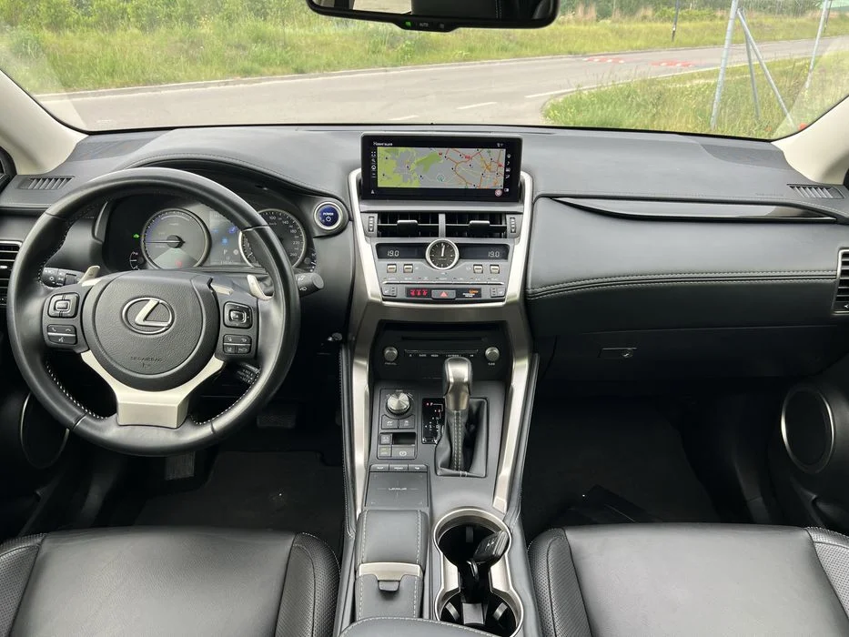 Lexus nx 300h 2021 rok – zdjęcie 6
