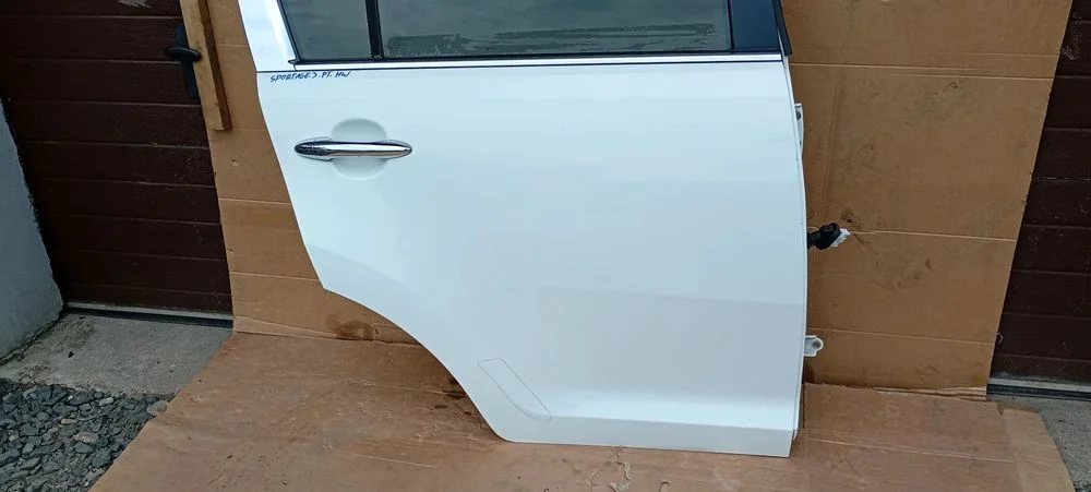 Drzwi prawy tył tylne prawe Kia Sportage III 3 HW – zdjęcie 5