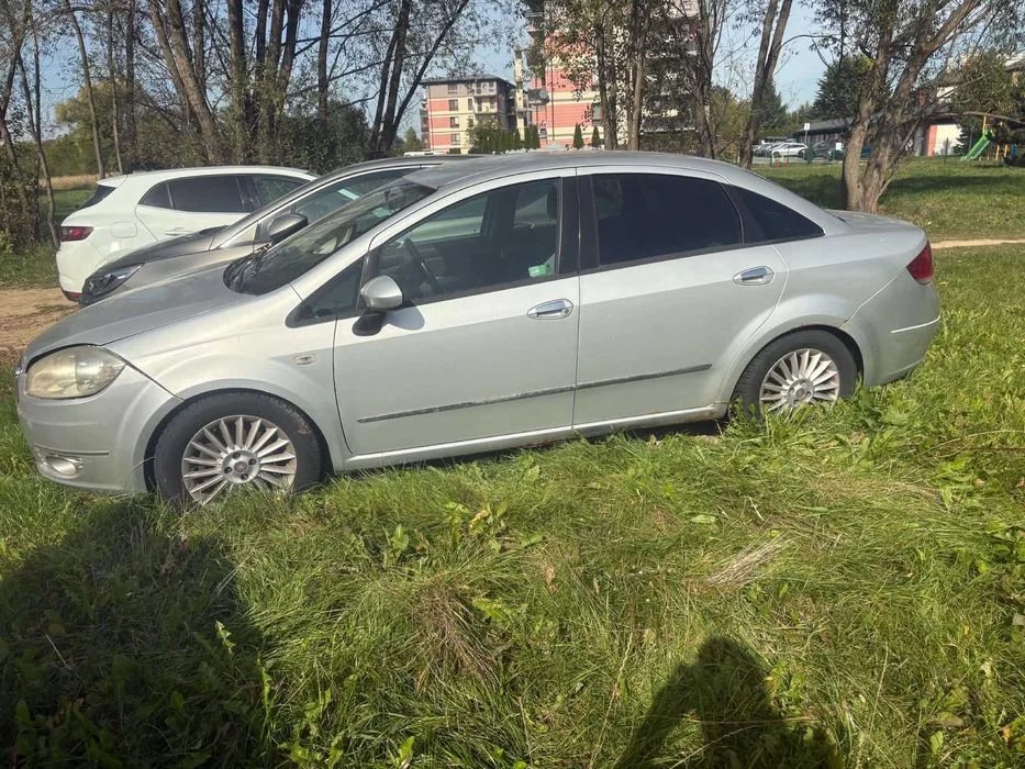 FIAT LINEA 1.4 TJET LPG 120 KM auto w dobrym stanie mechanicznym, mniej w wizualnym – zdjęcie 2