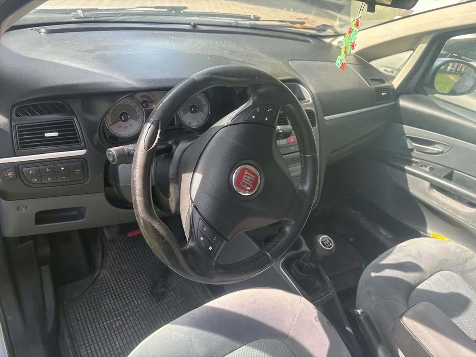 FIAT LINEA 1.4 TJET LPG 120 KM auto w dobrym stanie mechanicznym, mniej w wizualnym – zdjęcie 6