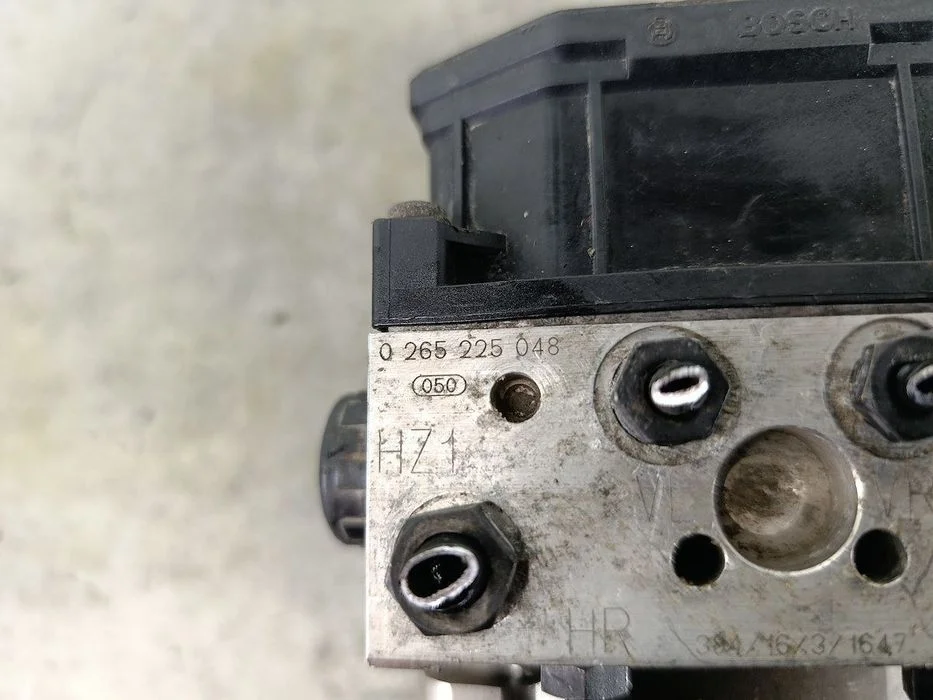 Pompa Abs Audi A4 B6 8E0614517 0265225048 Bosch 2.0 20V – zdjęcie 6