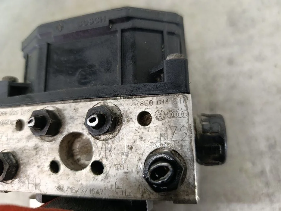 Pompa Abs Audi A4 B6 8E0614517 0265225048 Bosch 2.0 20V – zdjęcie 7